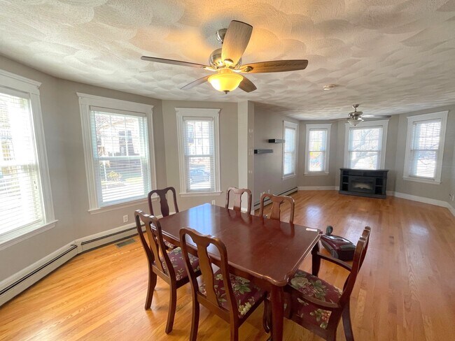 Building Photo - 112 Boston Ave