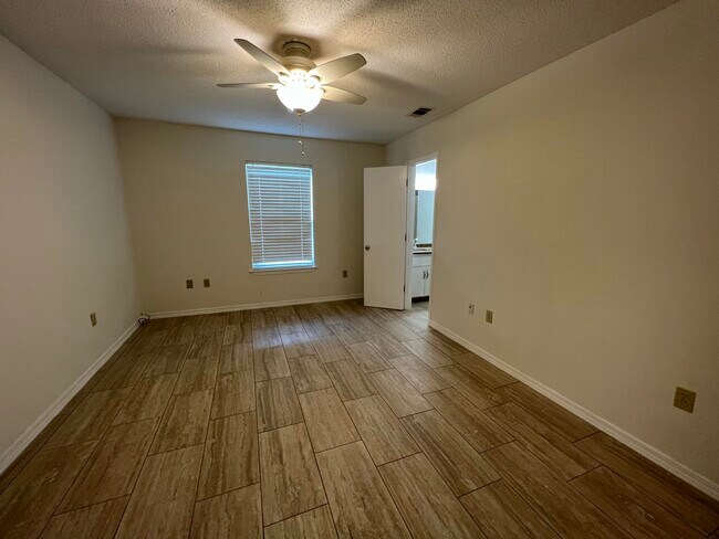 Building Photo - 71 Olde Cypress Cir NW