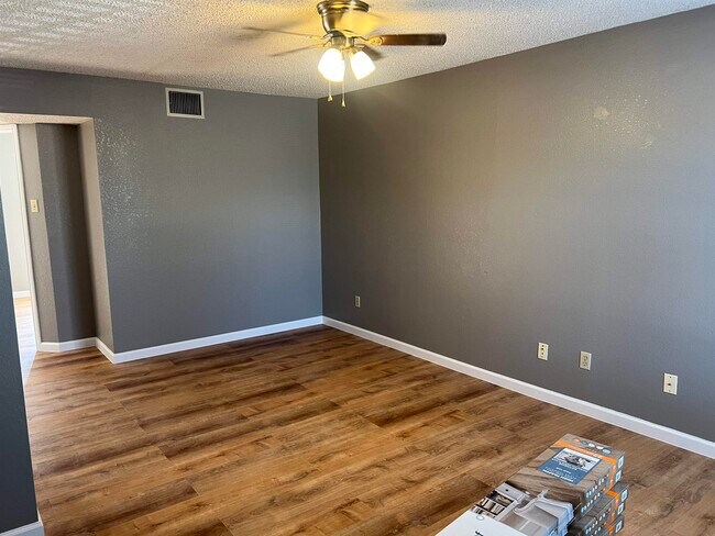 Building Photo - 4102 Eagle Pass Ave
