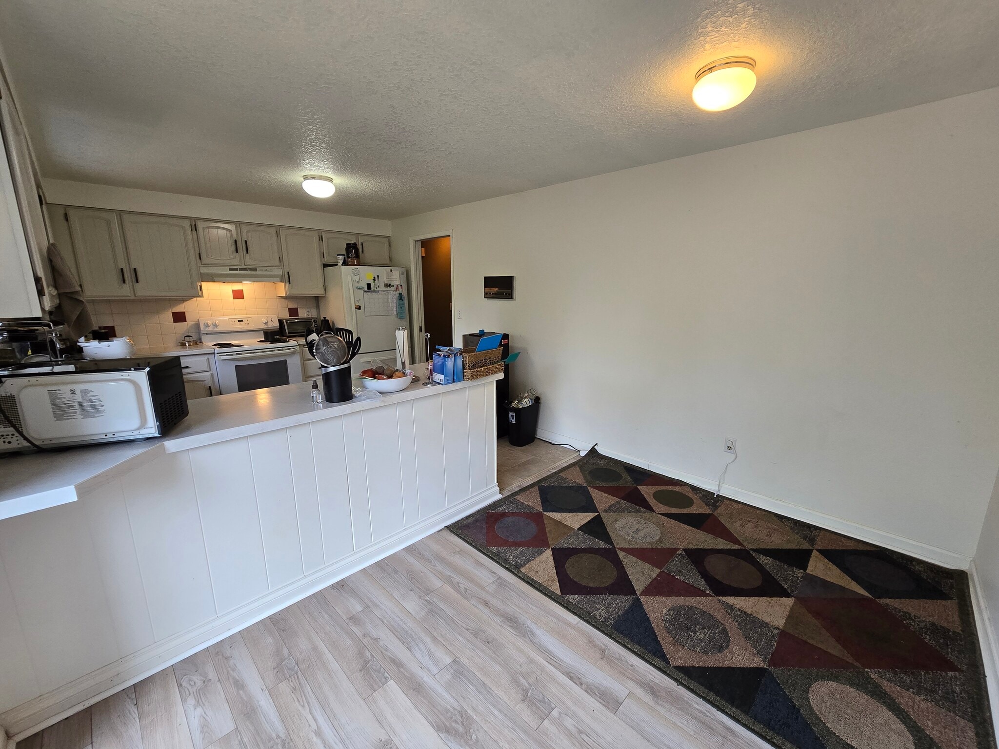 Building Photo - 1500 SE Eastwood Ct