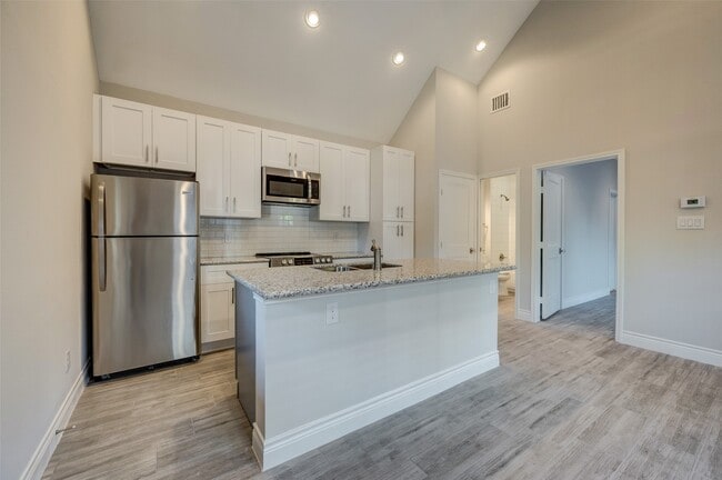 Building Photo - 1213 Armstead St