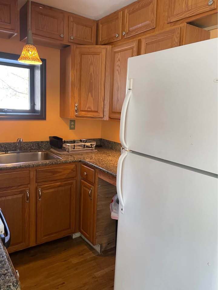 Building Photo - 16 Bonticou View Dr