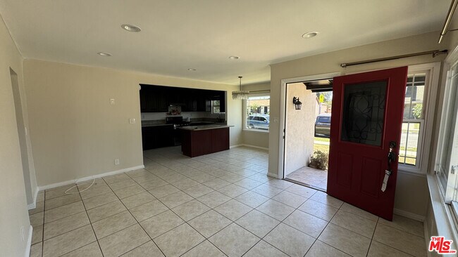 Building Photo - 15336 Ryon Ave