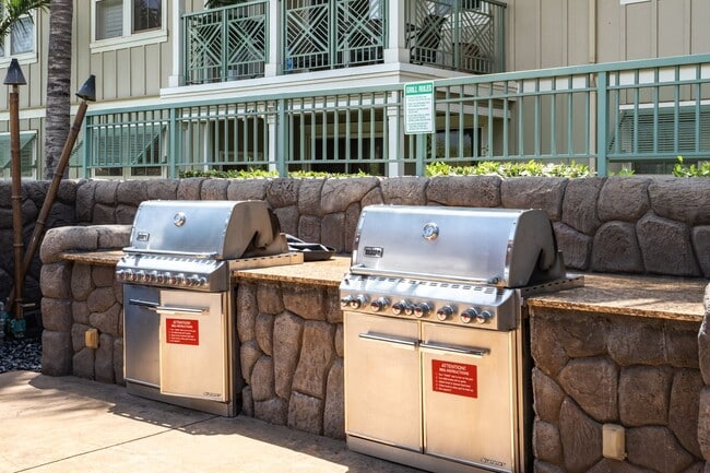 Building Photo - Beautiful Fully Furnished, 3 Bed/2 Bath Kai Ani Village Townhome