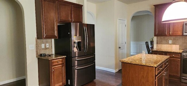 Building Photo - 3830 Kittery Point SW