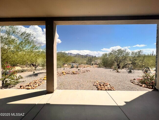 Building Photo - 14205 N Stone View Pl