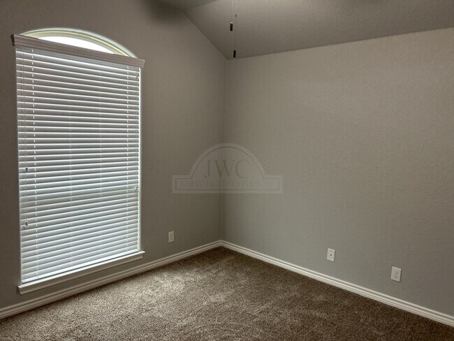 Building Photo - 1604 Granex Dr