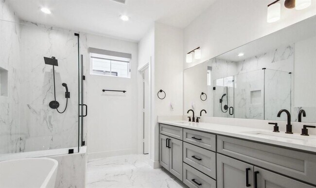 Building Photo - 6424 Highland Pine Ln