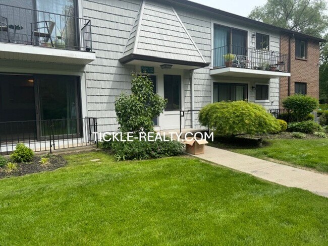 Building Photo - 1 Bedroom Condo in Fairport