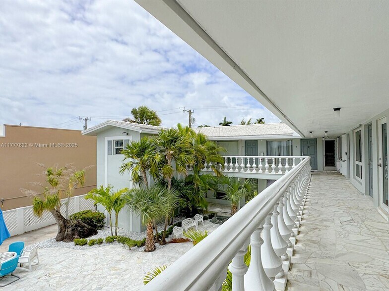 Building Photo - 915 Intracoastal Dr