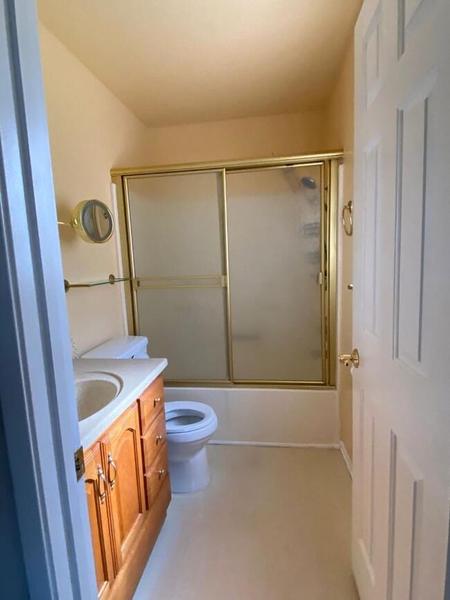 Building Photo - 4414 Royal Pine Cir