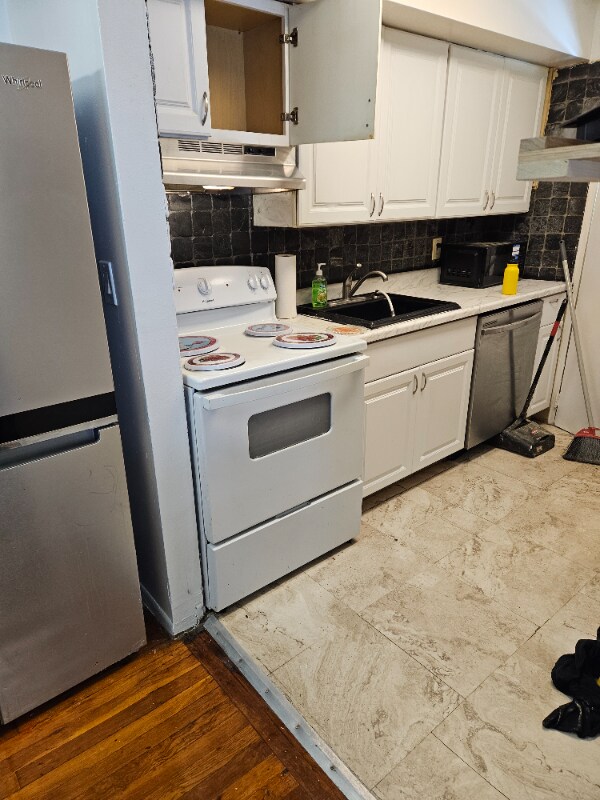 Building Photo - 2350 NJ-10