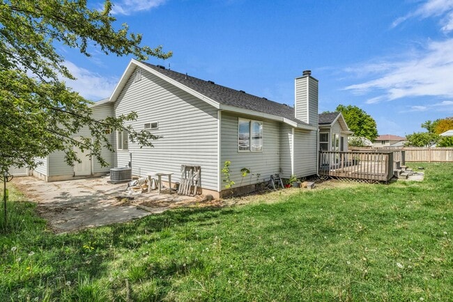Building Photo - Charming Kaysville Home in Quiet Cul-de-Sac Near Trails