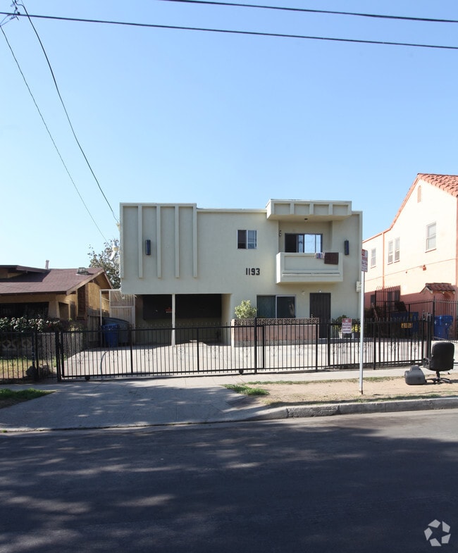 Building Photo - 1193 N Ardmore Ave