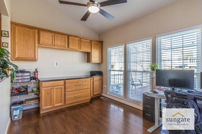Building Photo - 7526 Helston Ct
