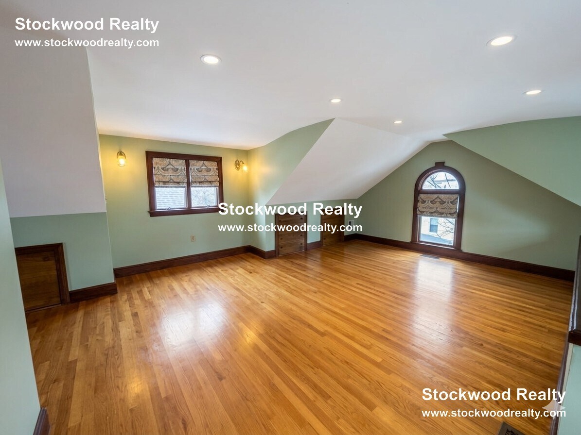 Building Photo - 36 Spring Garden St