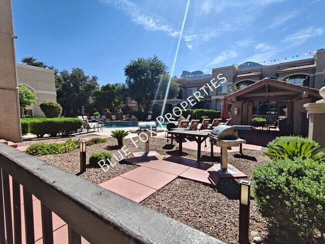 Building Photo - 1500 E Pusch Wilderness Dr