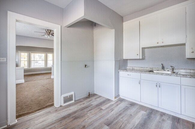 Building Photo - 438 E 152nd St