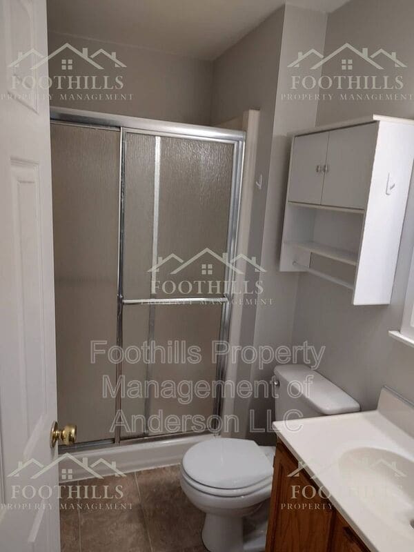 Building Photo - 505 Woodland Cir