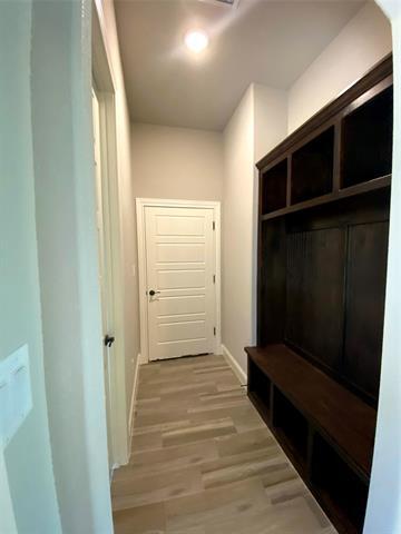 Building Photo - 4007 Sioux Ct