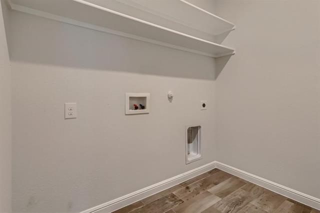 Building Photo - 15952 Hayes Ridge Dr