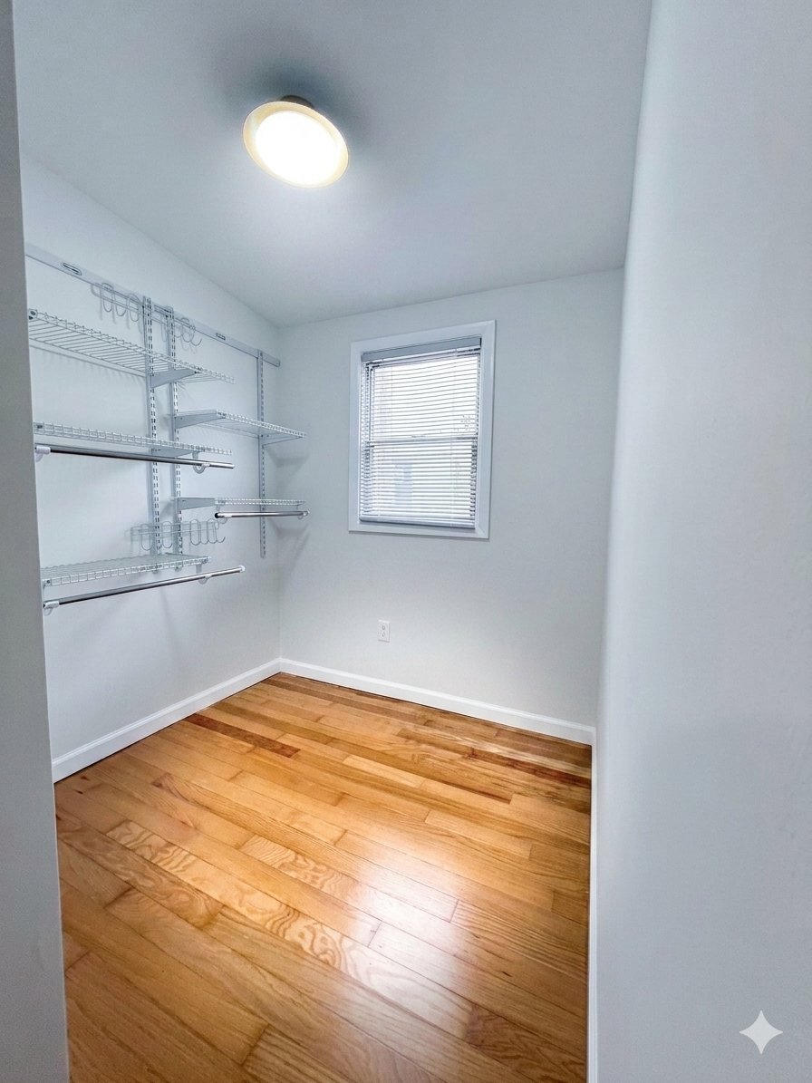 Building Photo - 1141 Cantrell St