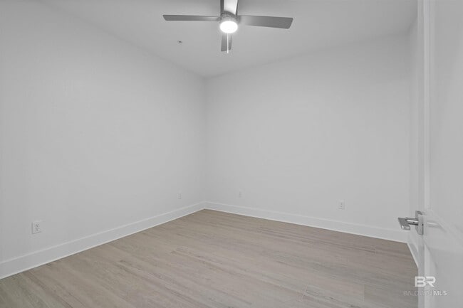 Building Photo - 501 Cotton Creek Dr