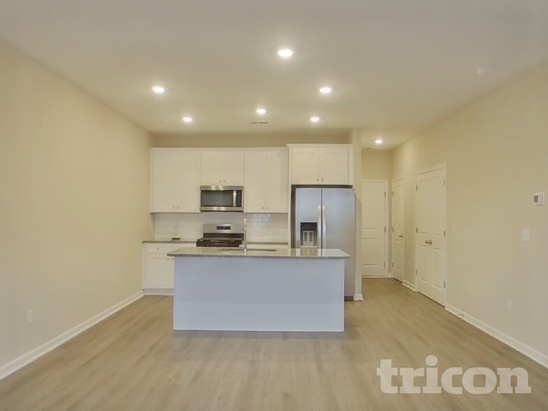 Building Photo - 16 Beautyberry St