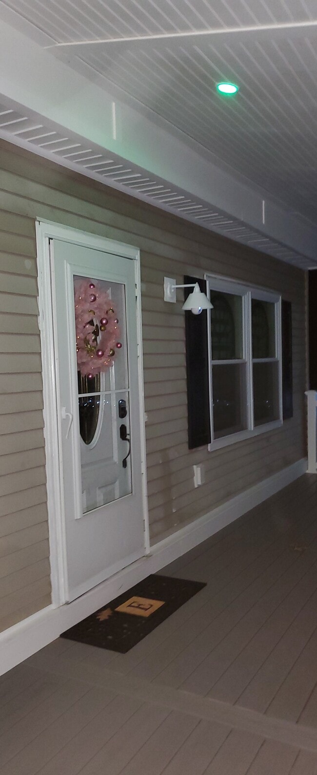 Building Photo - 370 High St