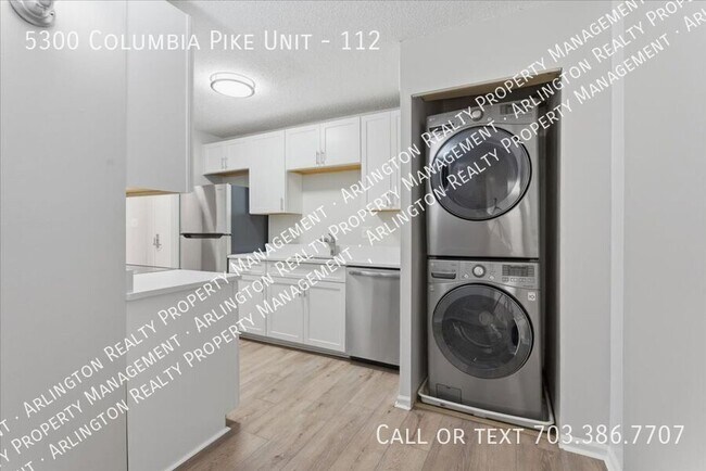 Building Photo - 5300 Columbia Pike