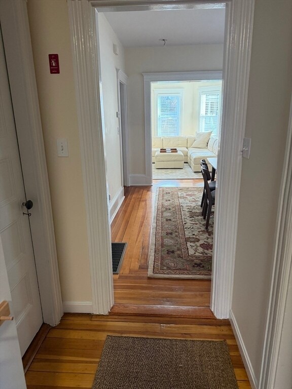 Building Photo - 99 Fayerweather St