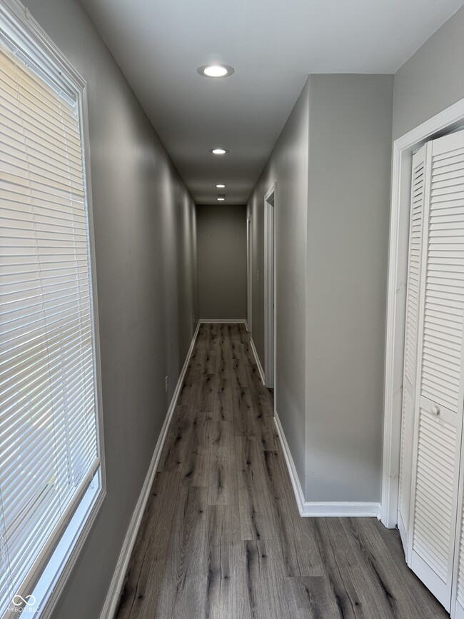 Building Photo - 818 Fulton St