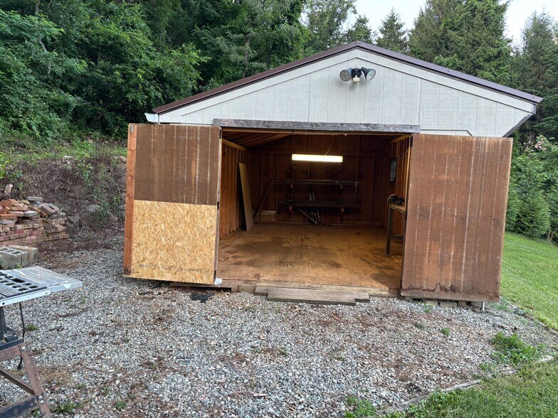 Building Photo - 2016 Harkins Rd