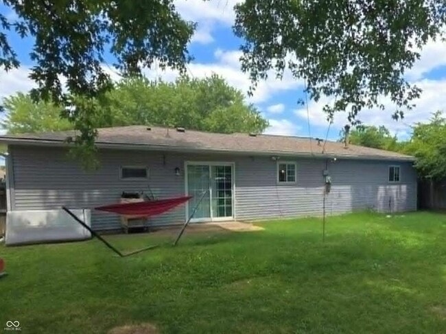 Building Photo - 4825 Hyperion Ct