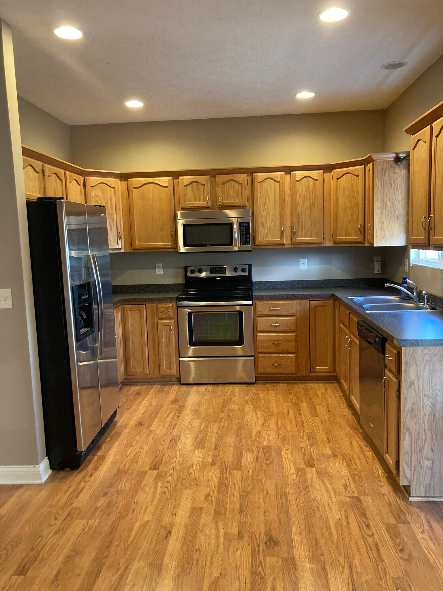 kitchen - 1121 Turtle Creek Rd