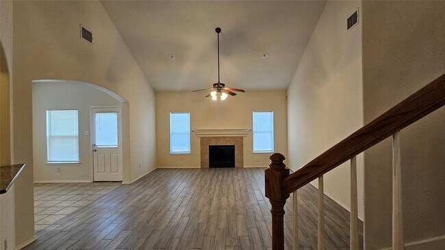 Building Photo - 1806 Vernal Glen Cir