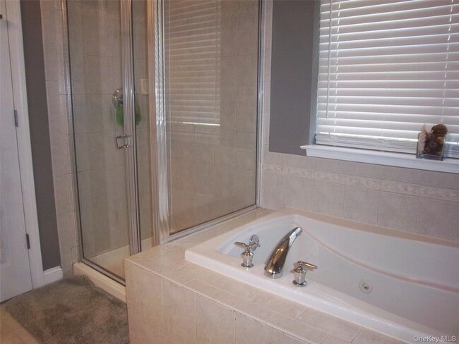 Building Photo - 36 Briarbrook Dr