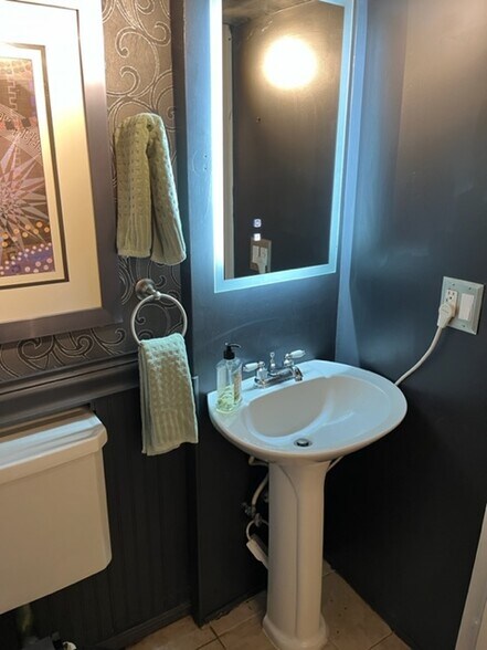 Bathroom - 4823 Earlston Dr