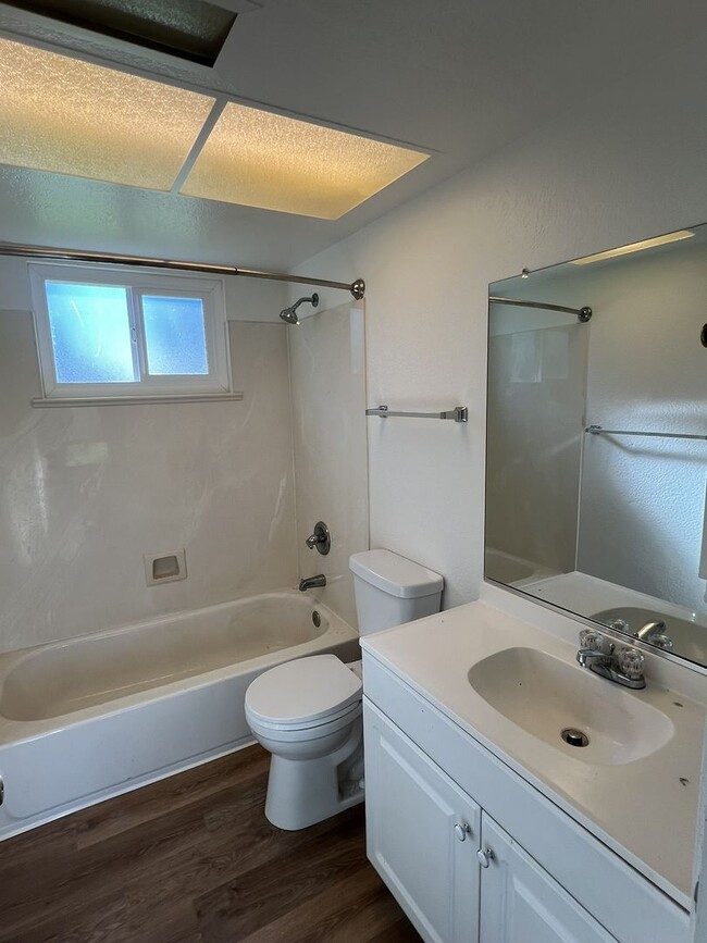 Building Photo - STUNNING REMODELED 3 BED HOME IN CARMICHAEL!