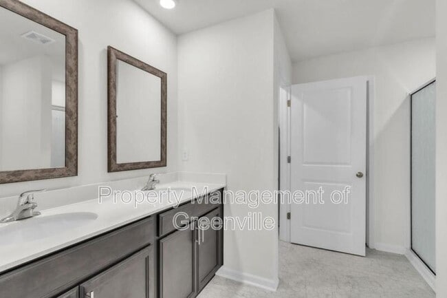 Building Photo - 1771 Odessa Ln