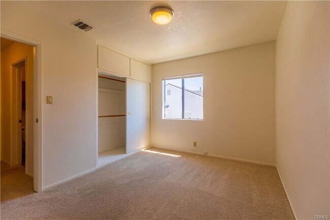 Primary Photo - 3222 Brookhill St