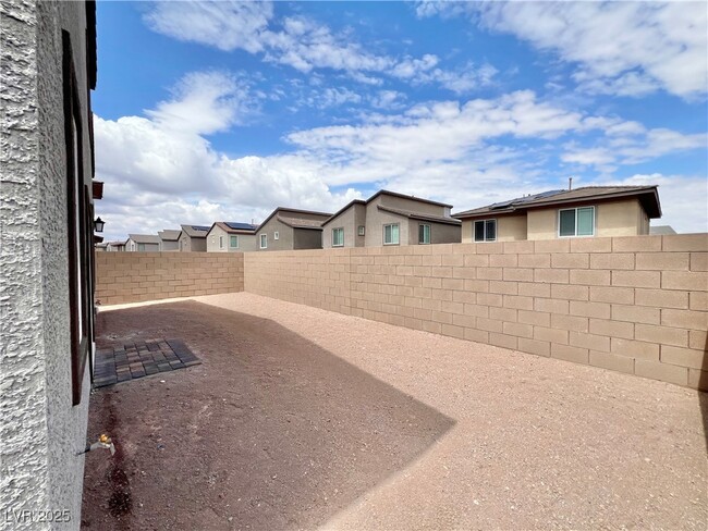 Building Photo - 108 Brielle Beacon Ln