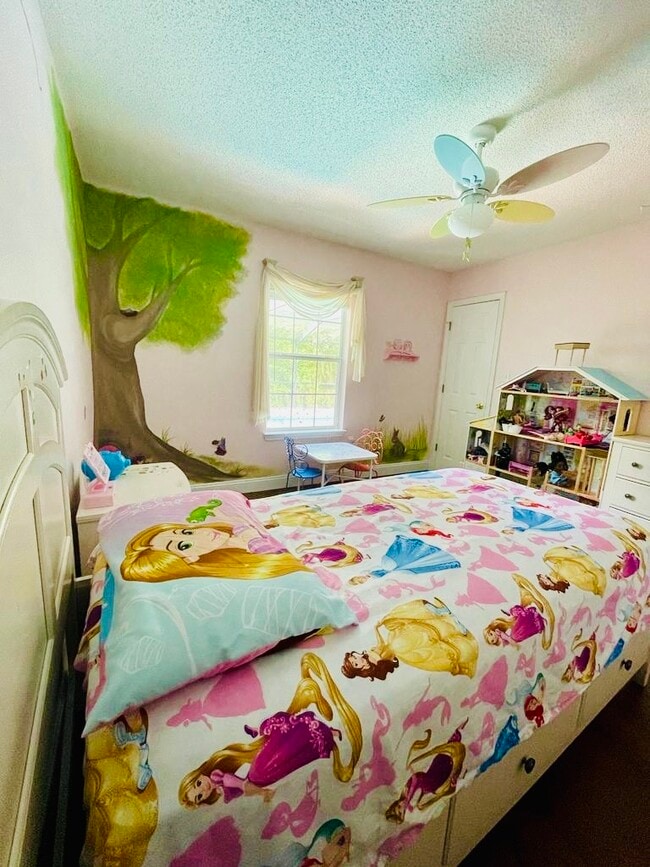 bedroom2 - 732 Denise Dr