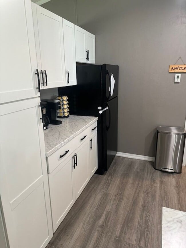 Building Photo - Very nice 3 Bedroom 2 bath home in Del Mar...