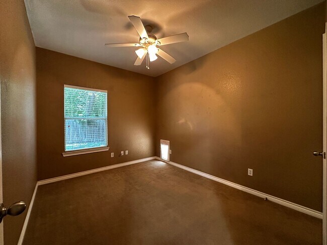 Building Photo - 2016 S 8th St