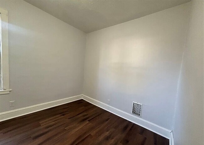 Building Photo - 416 Black River Blvd