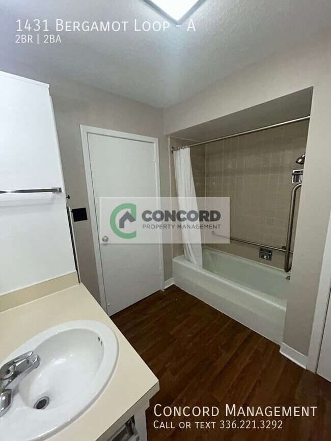 Building Photo - 1431 Bergamot Loop