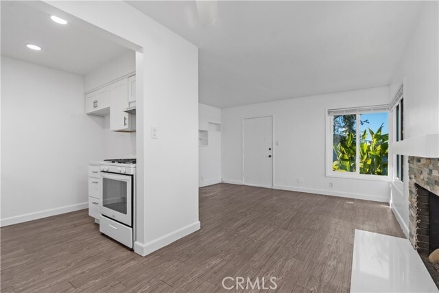 Building Photo - 203 Avenida Granada