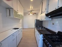 Building Photo - 25-12 14th Pl