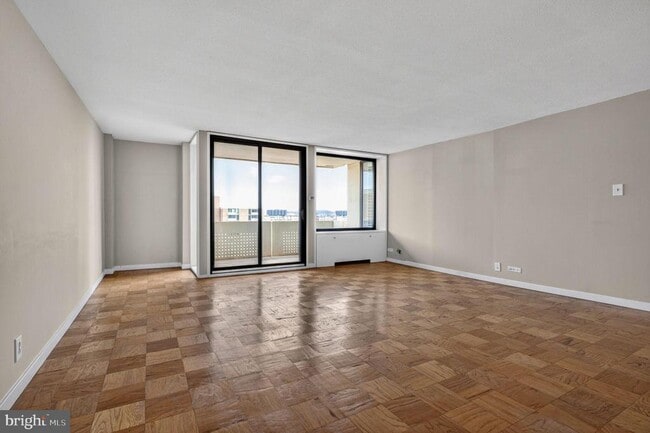 Building Photo - 429 N St SW